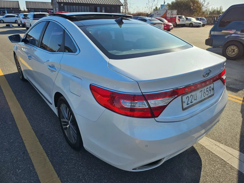 Hyundai Grandeur