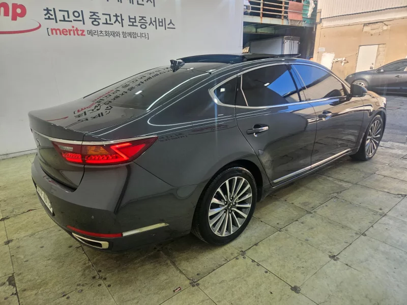Kia K7