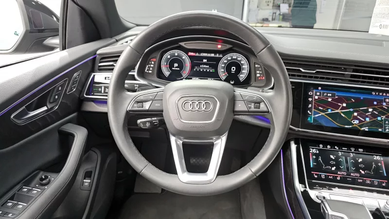 Audi Q8