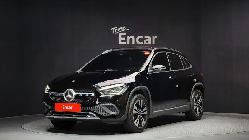 Mercedes-Benz GLA-Class