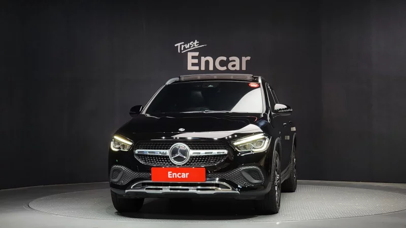 Mercedes-Benz GLA-Class