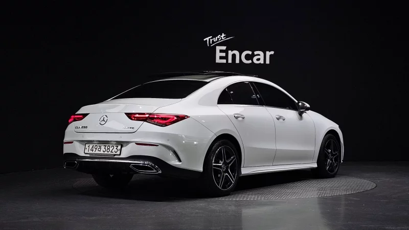 Mercedes-Benz CLA-Class