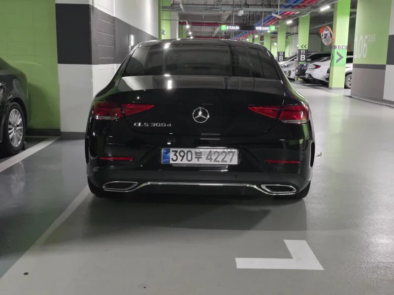 Mercedes-Benz CLS-Class