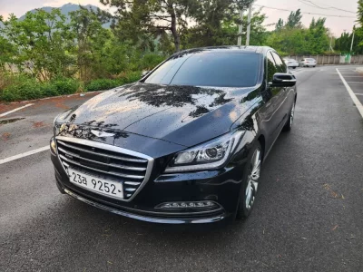 Hyundai Genesis