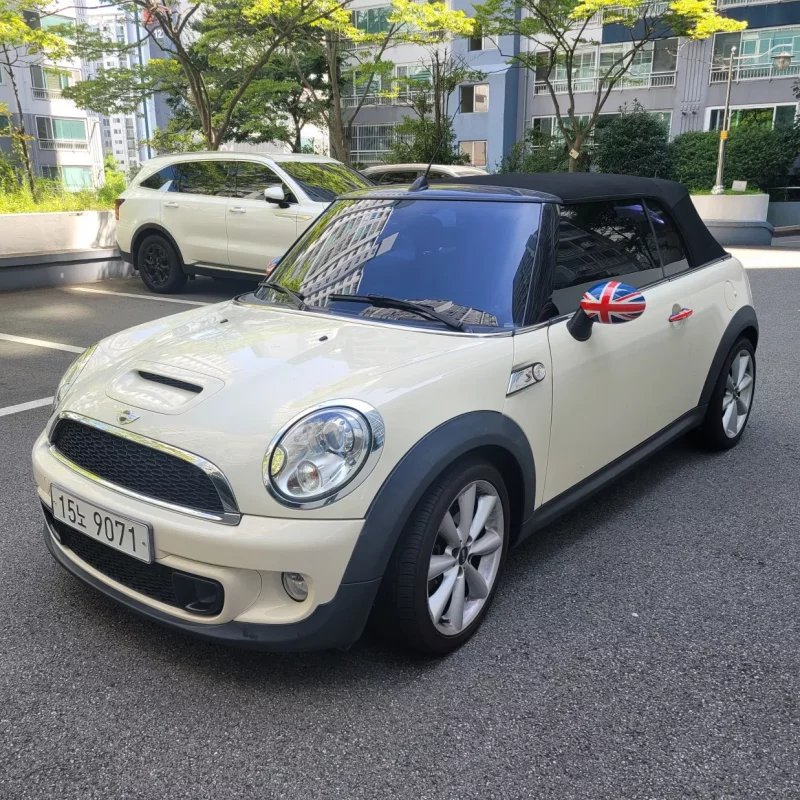 MINI Cooper Convertible
