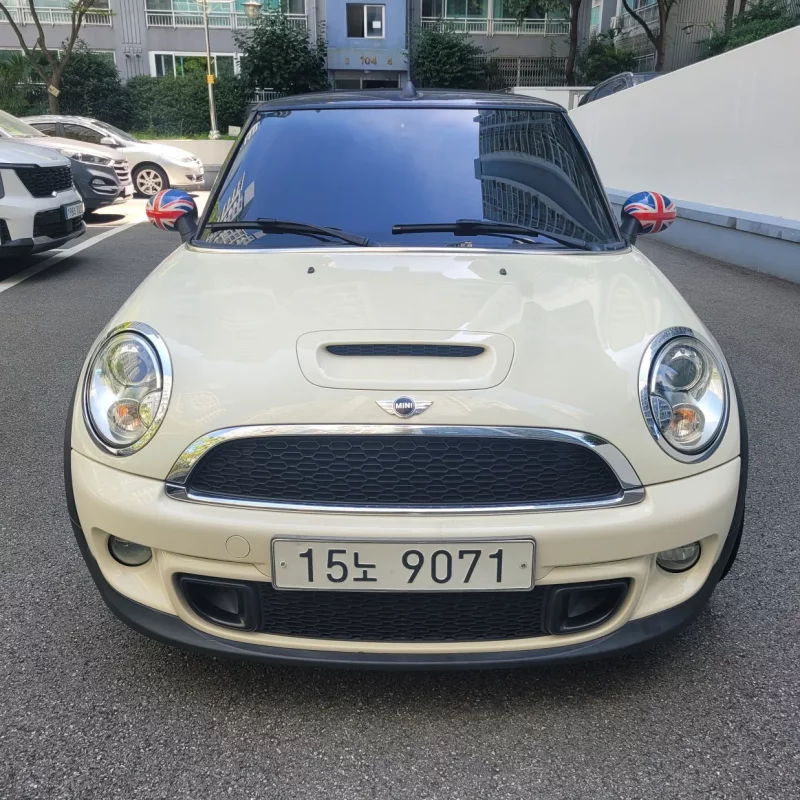 MINI Cooper Convertible
