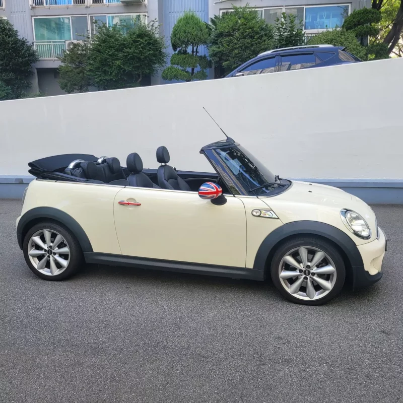 MINI Cooper Convertible