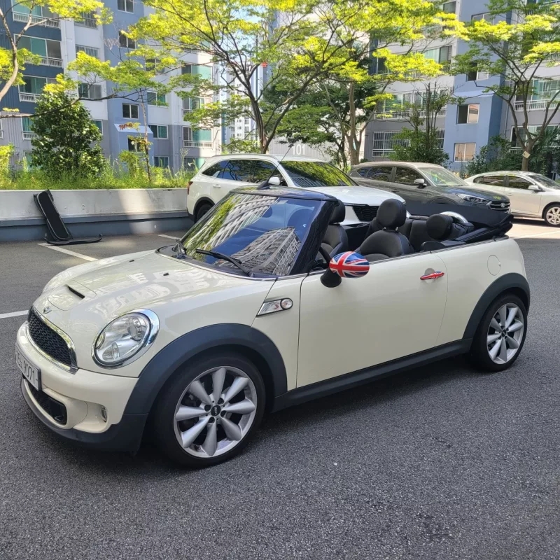 MINI Cooper Convertible