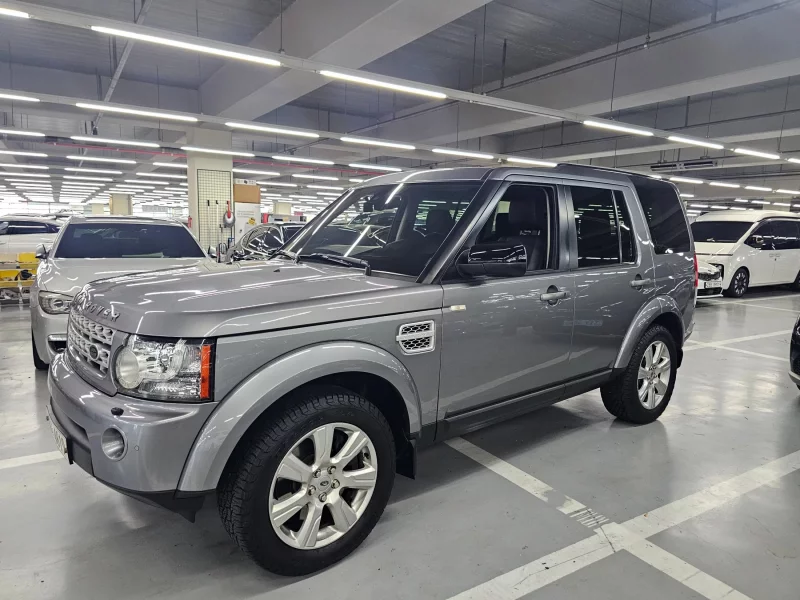 Land Rover DISCOVERY