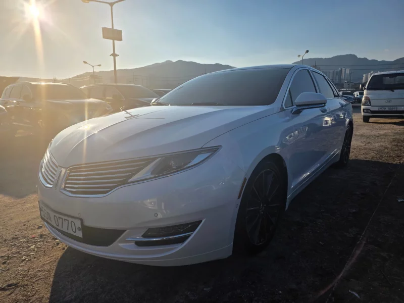 Lincoln MKZ