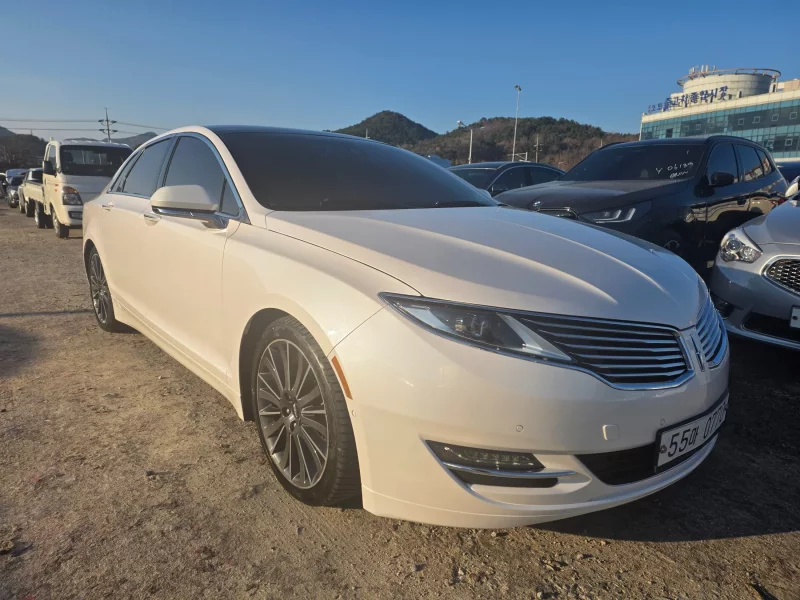 Lincoln MKZ