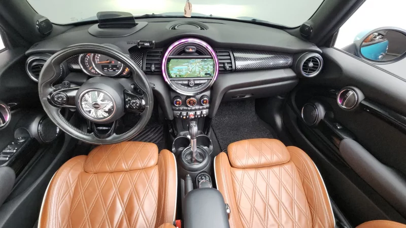 MINI Cooper Convertible