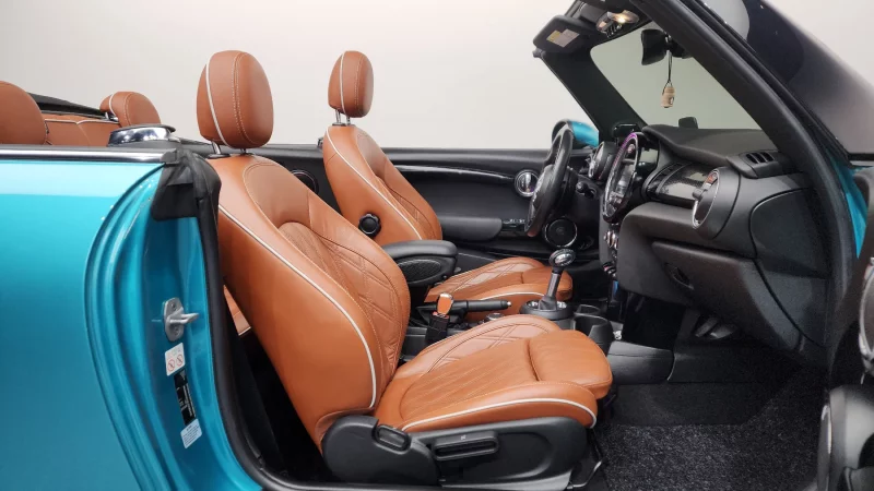 MINI Cooper Convertible