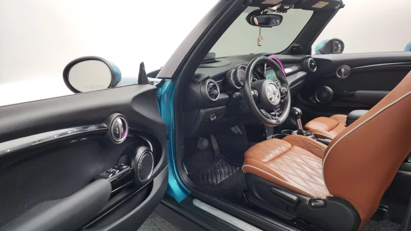 MINI Cooper Convertible