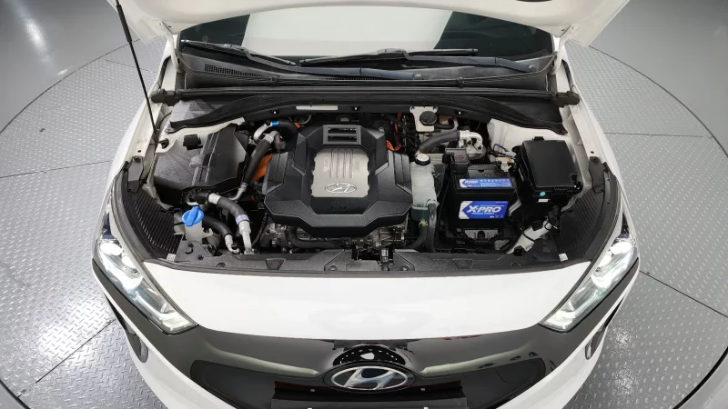 Hyundai Ioniq