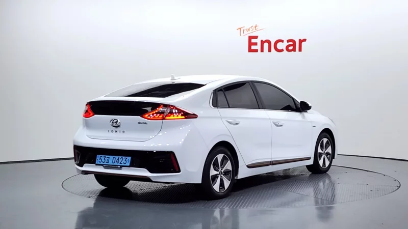 Hyundai Ioniq