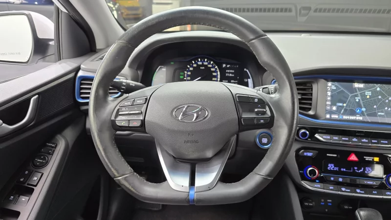 Hyundai Ioniq