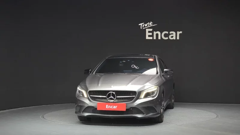 Mercedes-Benz CLA-Class