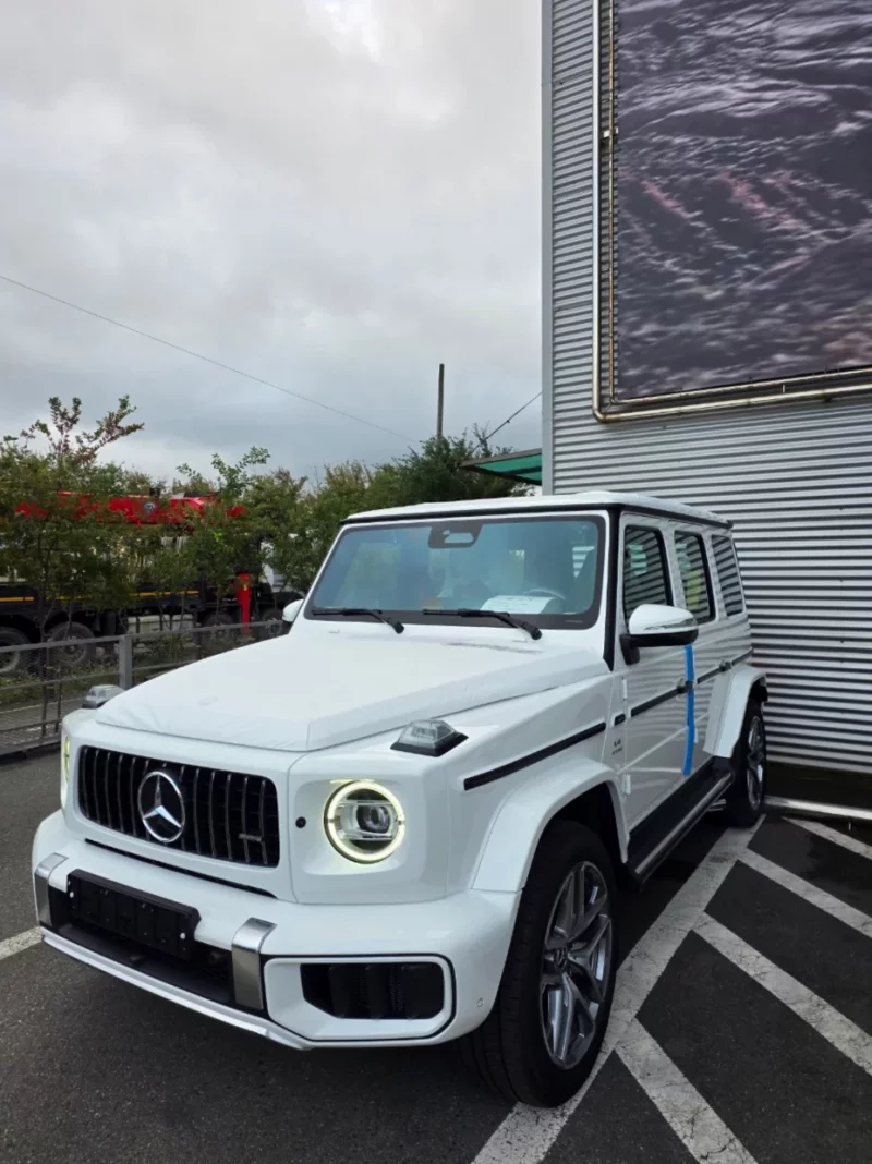Mercedes-Benz G-Class