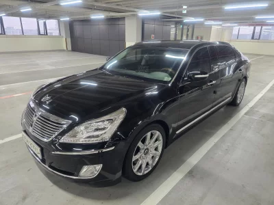 Hyundai Equus