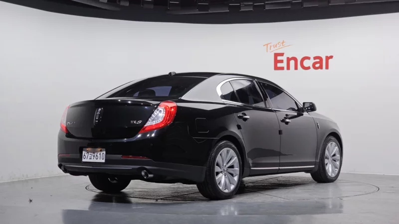 Lincoln MKS