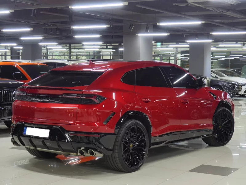 Lamborghini URUS