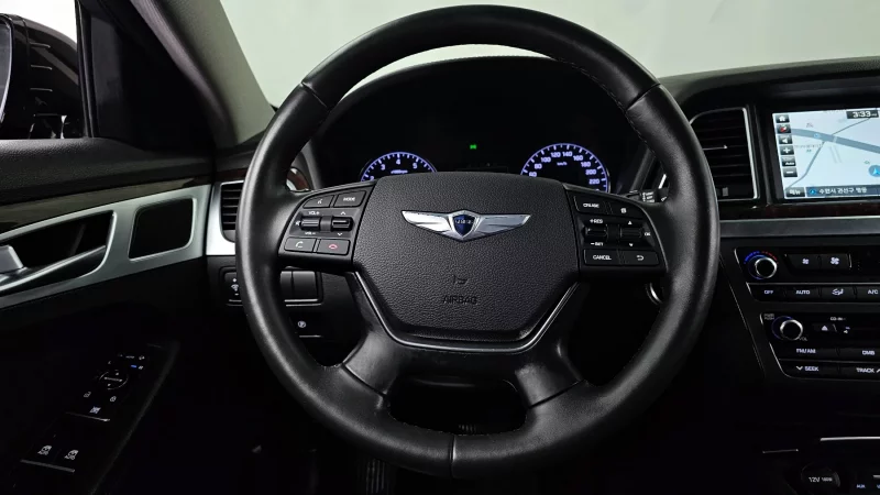 Hyundai Genesis