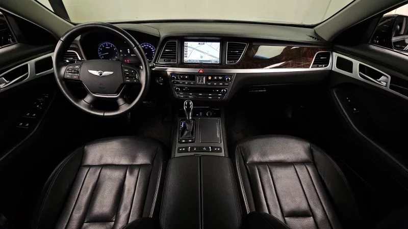 Hyundai Genesis