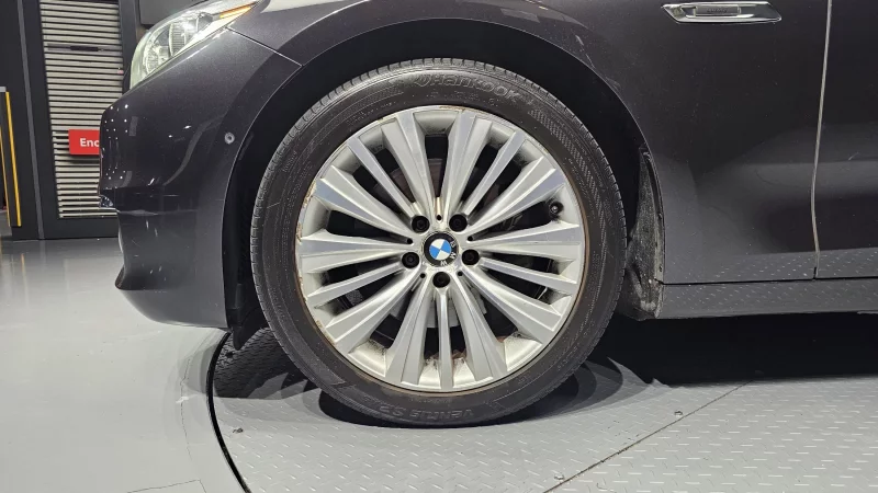 BMW 5-Series Gran Turismo