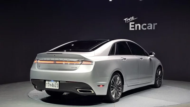 Lincoln MKZ