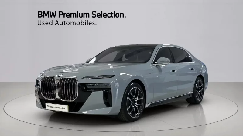 BMW 7-Series