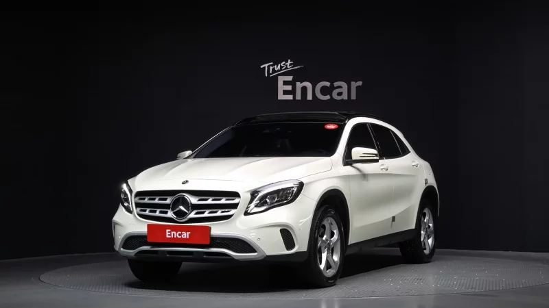 Mercedes-Benz GLA-Class