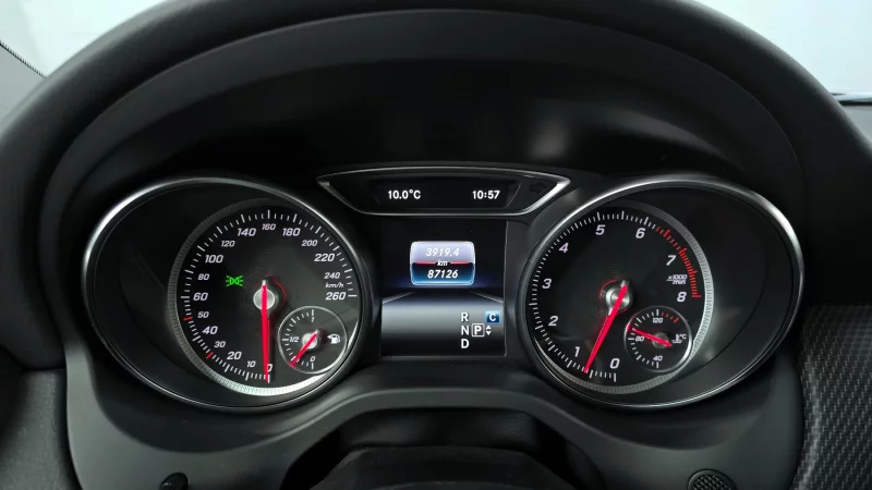 Mercedes-Benz GLA-Class