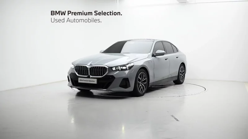 BMW 5-Series