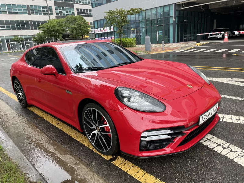 Porsche PANAMERA