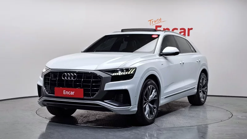 Audi Q8