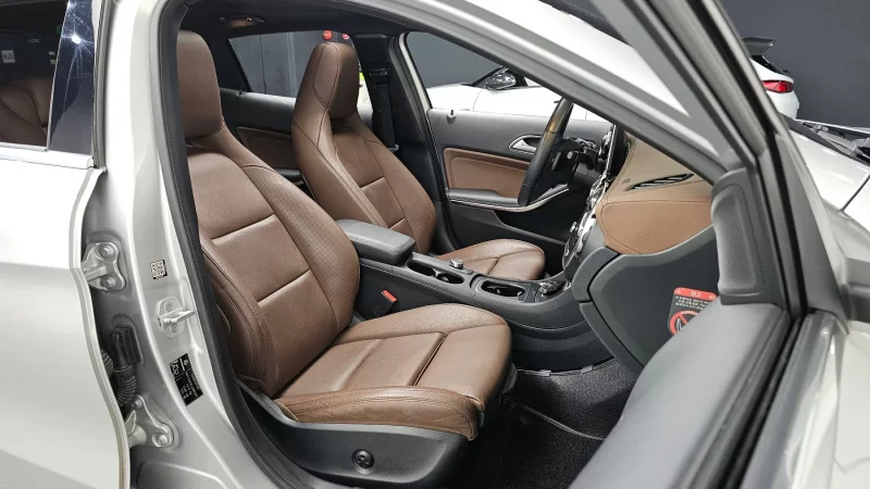 Mercedes-Benz GLA-Class