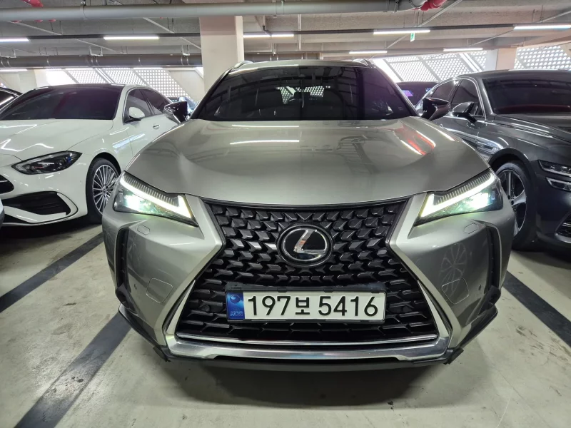 Lexus UX
