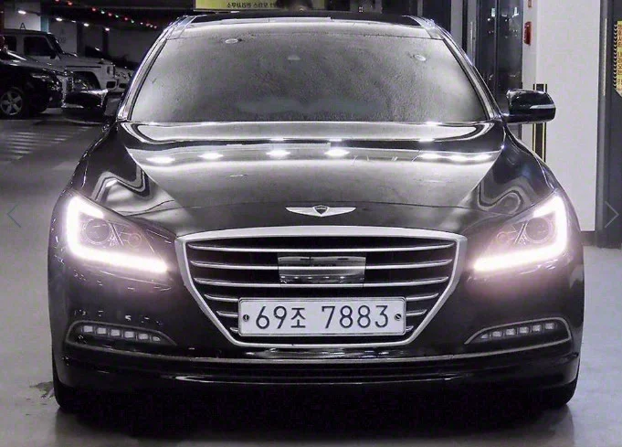 Hyundai Genesis