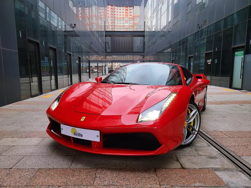 Ferrari 488
