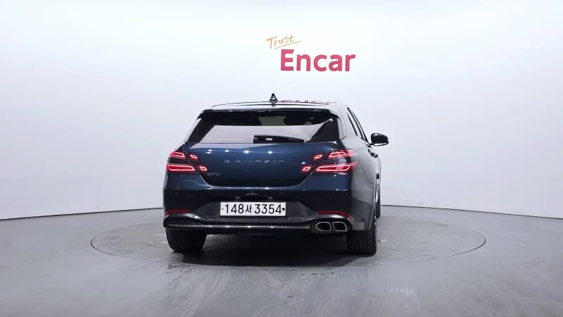 Genesis G70