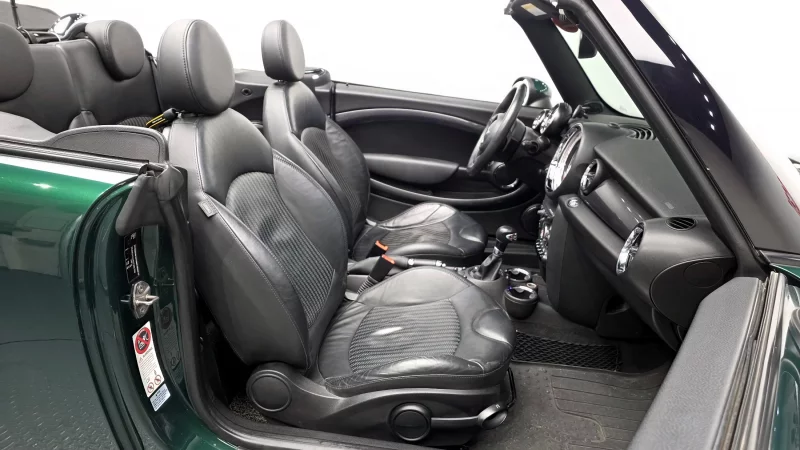 MINI Cooper Convertible