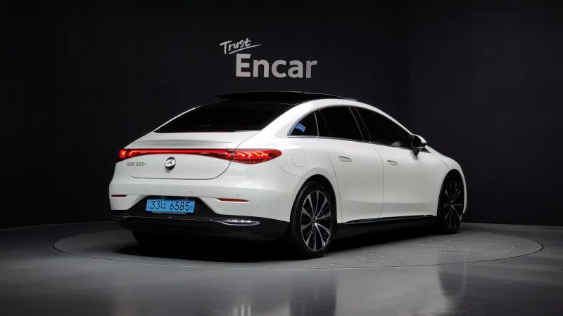 Mercedes-Benz EQE