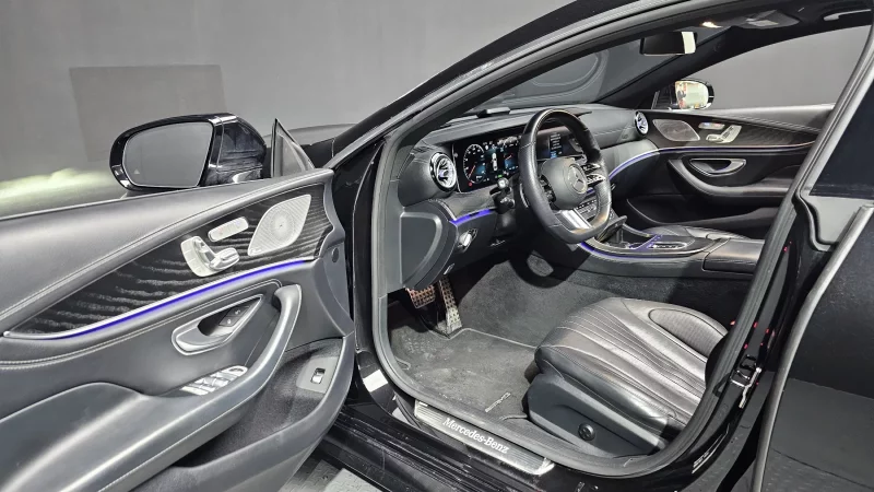 Mercedes-Benz CLS-Class