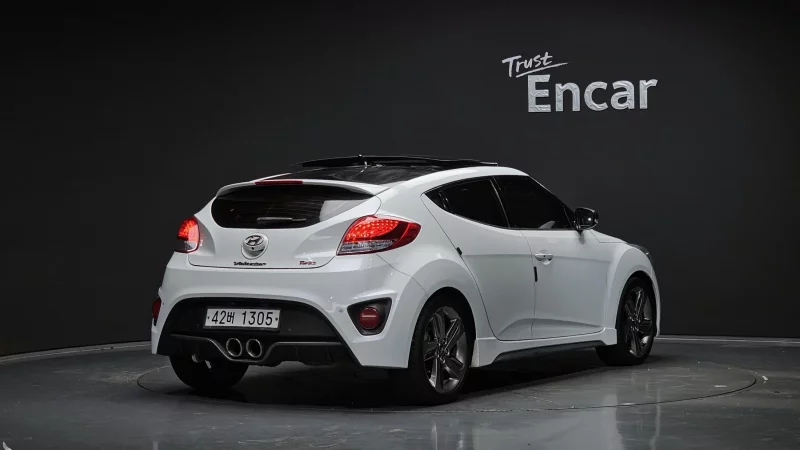 Hyundai Veloster