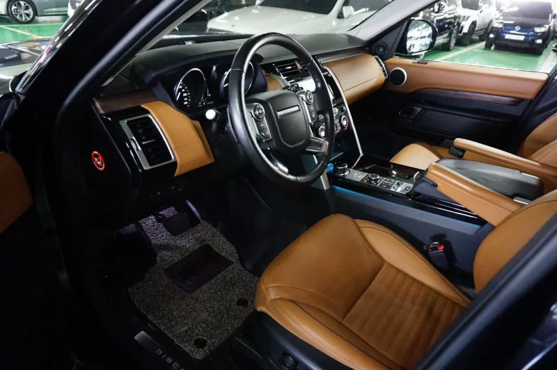 Land Rover DISCOVERY