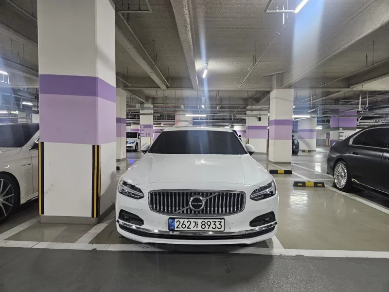 Volvo S90