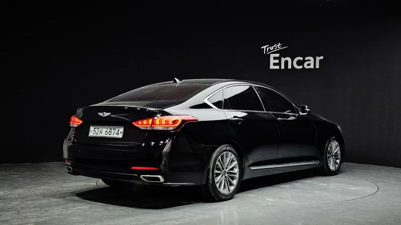 Hyundai Genesis