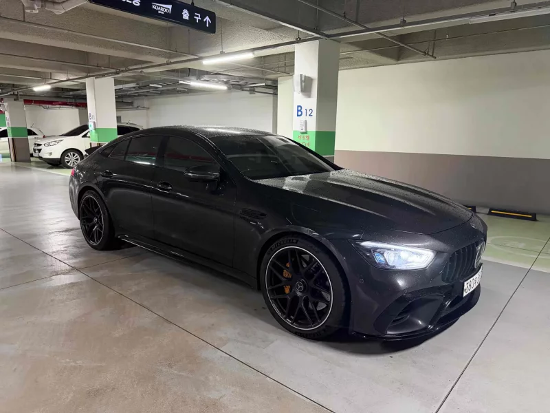 Mercedes-Benz AMG GT