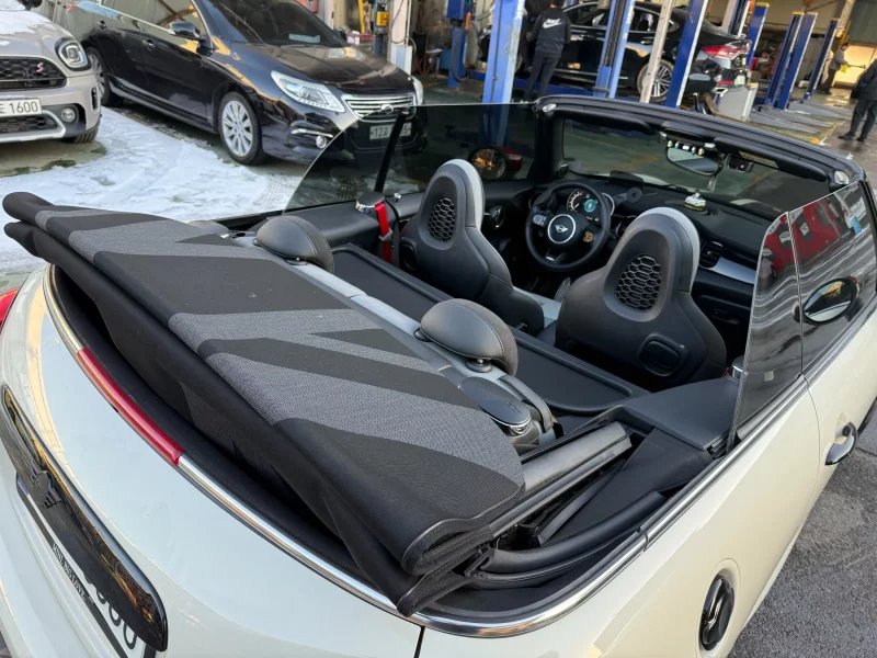 MINI Cooper Convertible